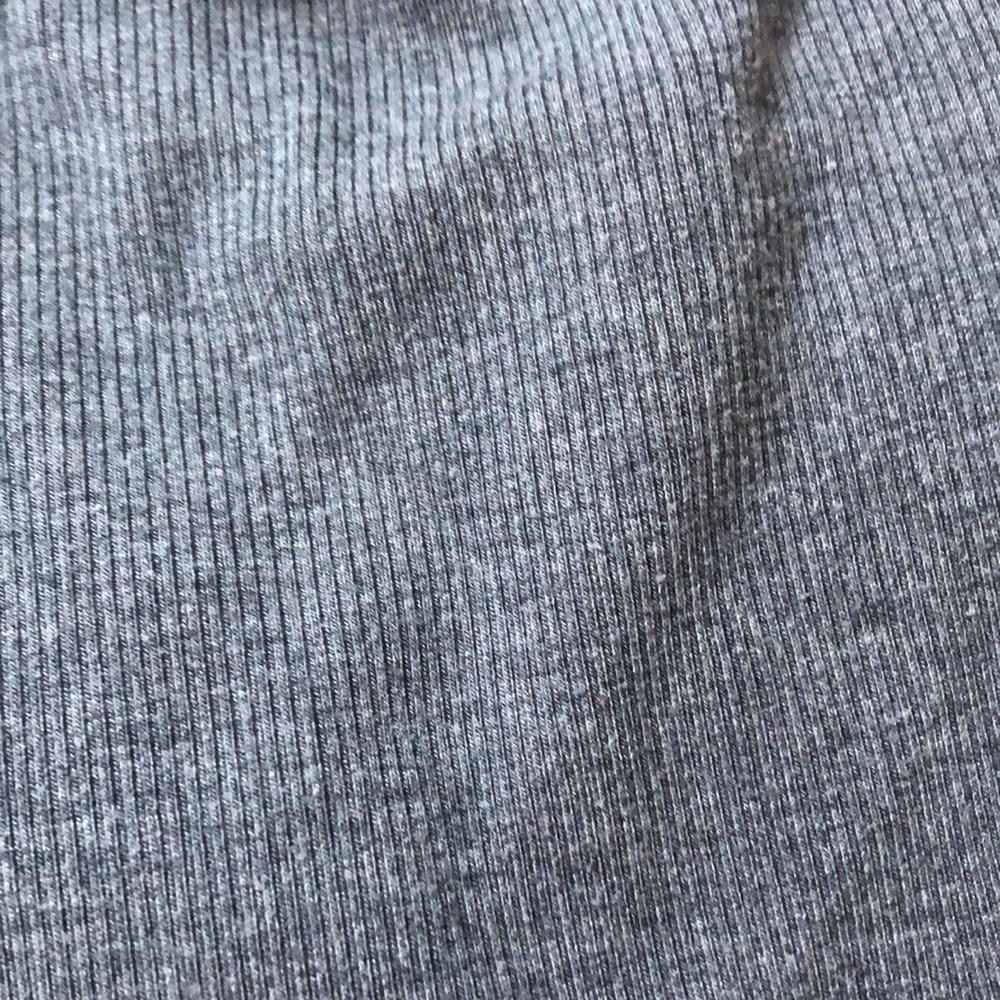 Crop Top - Picture 4 of 4